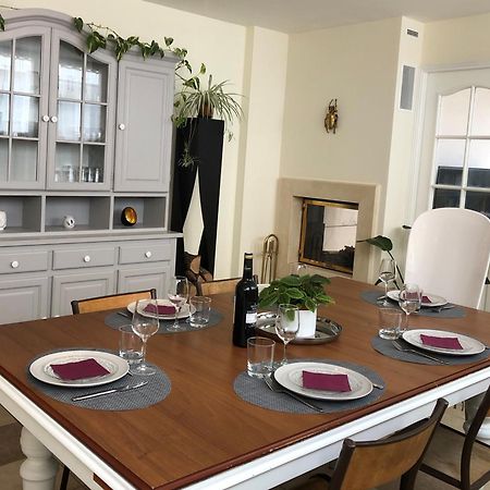 Experience Inouie A Orleans ! Apartment Luaran gambar