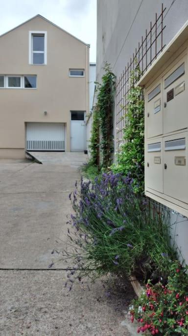 Experience Inouie A Orleans ! Apartment Luaran gambar